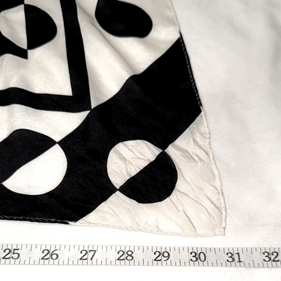 Liz Claiborne Black and White Silky Scarf - Picture 2 of 10
